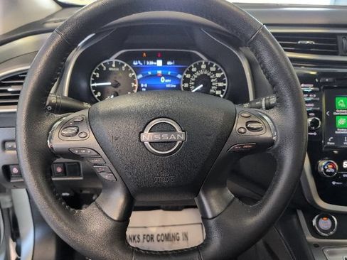 Used 2024 Nissan Murano SV AWD/4WD image 17
