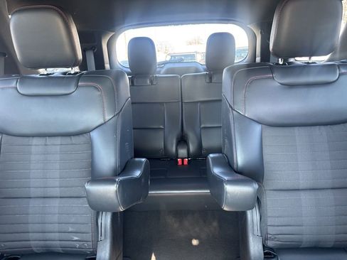 Used 2025 Ford Explorer ST-Line image 15