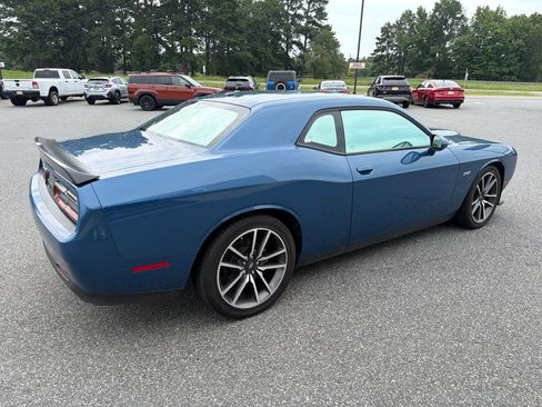 Used 2023 Dodge Challenger R/T w/ Cold Weather Group RWD image 10