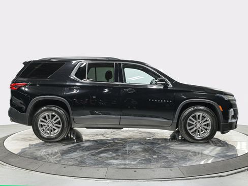 Used 2023 Chevrolet Traverse LT AWD/4WD image 8