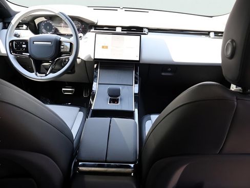 Used 2026 Land Rover Range Rover Velar Dynamic SE AWD/4WD image 15