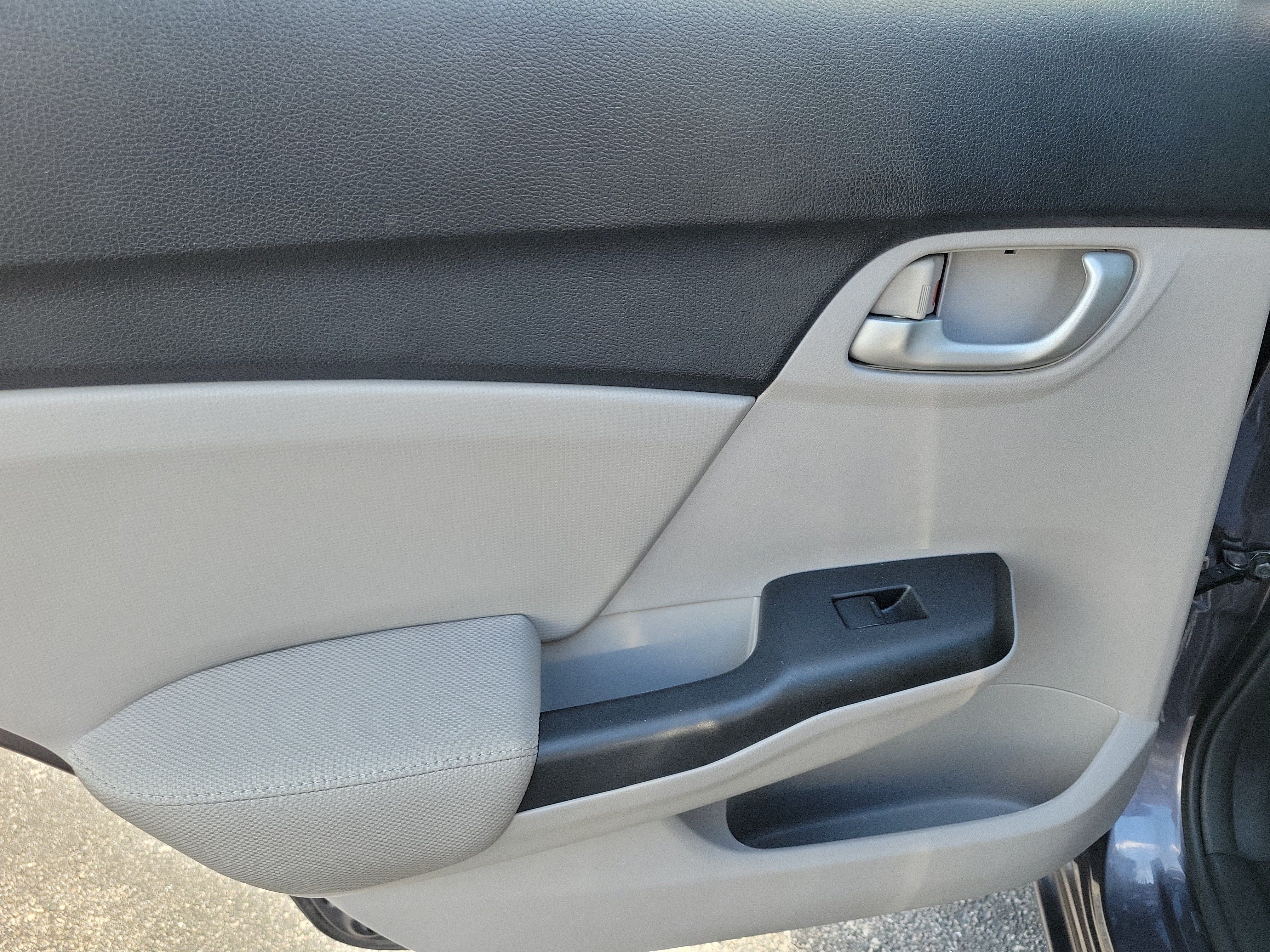 Used 2014 Honda Civic LX image 12