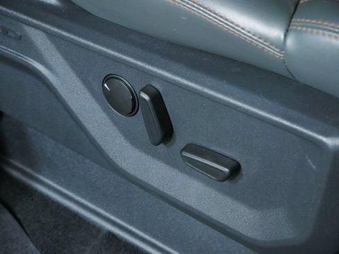 Used 2025 Ford Expedition Active AWD/4WD image 11