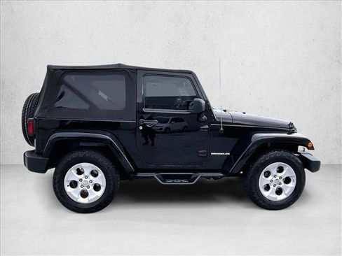 Used 2015 Jeep Wrangler Sahara w/ Connectivity Group image 5
