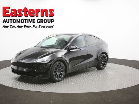 Used 2022 Tesla Model Y Long Range AWD/4WD image 49