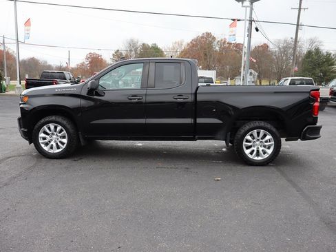 Used 2021 Chevrolet Silverado 1500 Custom image 24