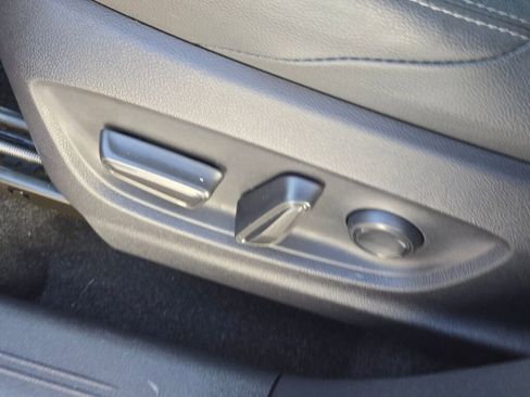 Used 2024 Subaru Solterra Limited image 22