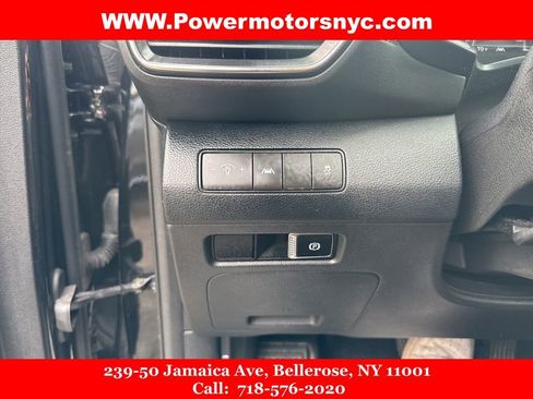 Used 2021 Hyundai Santa Fe SE image 28