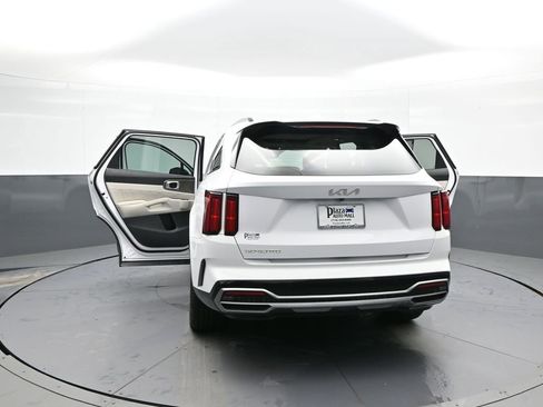 Certified 2023 Kia Sorento SX image 49