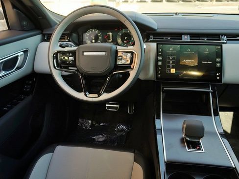 Used 2026 Land Rover Range Rover Velar Dynamic SE AWD/4WD image 15