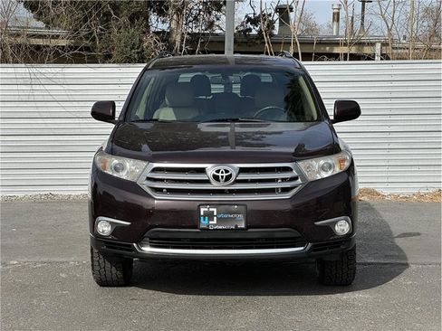 Used 2013 Toyota Highlander SE image 7