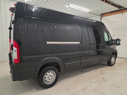 Used 2021 RAM ProMaster 2500 w/ Convenience Group image 10