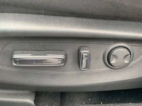 Used 2024 Honda CR-V EX image 4