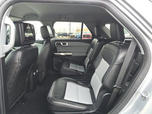 Certified 2023 Ford Explorer XLT w/ Equipment Group 202A image 15