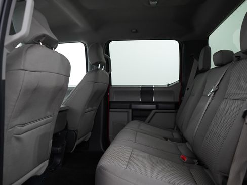 Used 2015 Ford F150 XLT AWD/4WD image 19