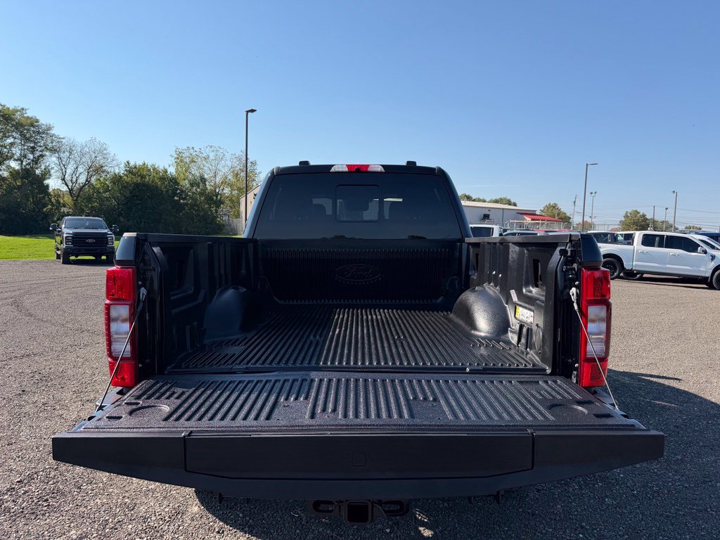 Used 2022 Ford F350 Lariat w/ Chrome Package AWD/4WD image 18