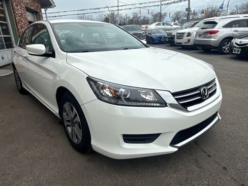 Used 2015 Honda Accord LX image 3