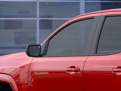 New 2026 Chevrolet Colorado Z71 image 14