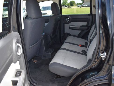 Used 2007 Dodge Nitro SLT AWD/4WD image 12