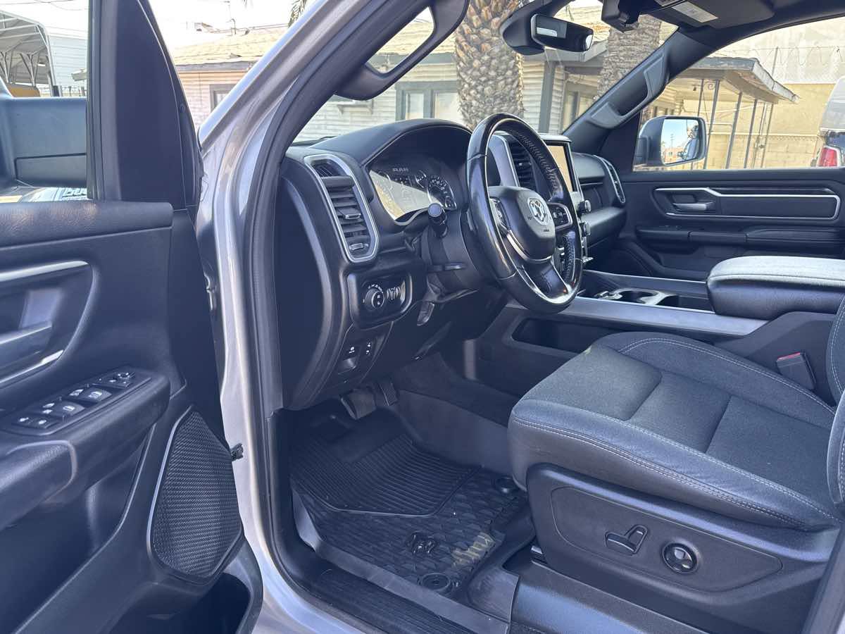 Used 2019 RAM 1500 Big Horn RWD image 16