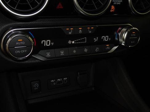 Used 2025 Nissan Sentra SV w/ All-Weather Package image 27