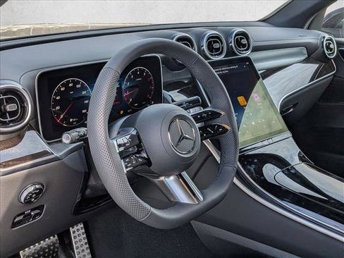 New 2026 Mercedes-Benz GLC 300 4MATIC image 3