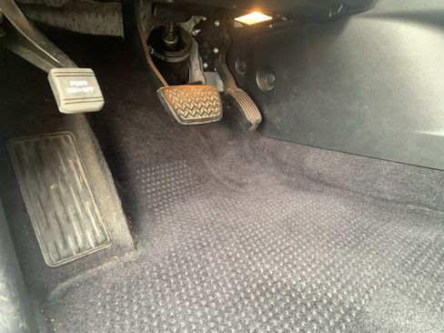 Used 2013 Lexus RX 450h AWD image 17