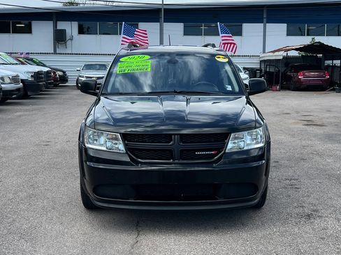 Used 2020 Dodge Journey SE w/ SE Popular Equipment Group image 3