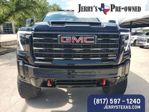 Used 2024 GMC Sierra 2500 AT4 w/ AT4 Premium Plus Package AWD/4WD image 5