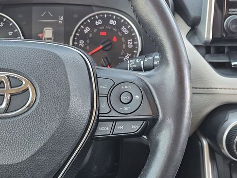 Used 2019 Toyota RAV4 XLE Premium w/ Advanced Technology Package image 30