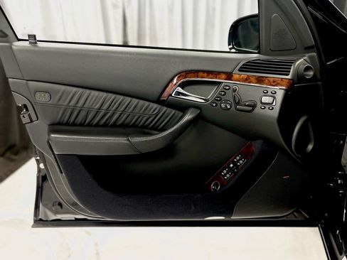 Used 2004 Mercedes-Benz S 500 4MATIC image 31