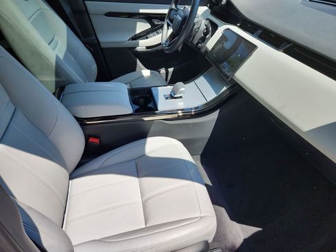 Used 2025 Land Rover Range Rover Evoque S AWD/4WD image 3