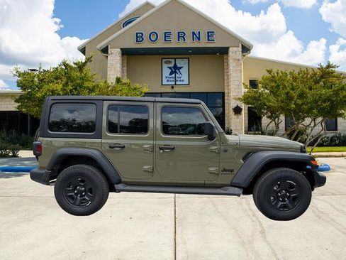 Used 2026 Jeep Wrangler Unlimited Sport AWD/4WD image 7