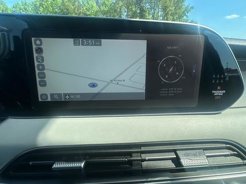 Used 2021 Hyundai Palisade SEL FWD image 11