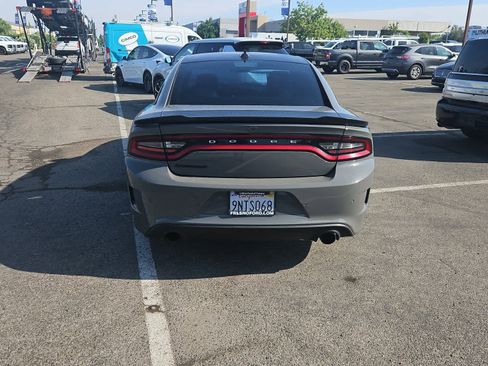 Used 2018 Dodge Charger R/T image 7