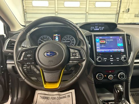 Used 2022 Subaru Crosstrek 2.5i Sport w/ Moonroof Package AWD/4WD image 8