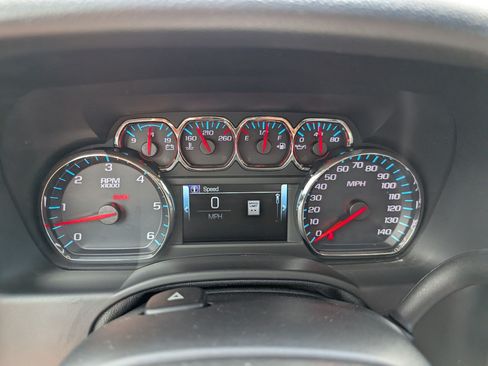 Used 2020 Chevrolet Suburban LT AWD/4WD image 23