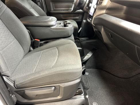 Used 2025 RAM 2500 Tradesman AWD/4WD image 35