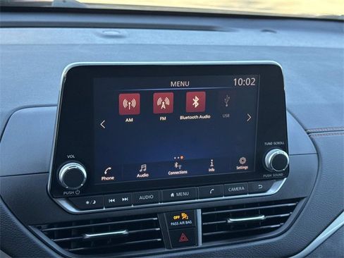 Used 2021 Nissan Altima 2.5 SR w/ SR Premium Package image 12