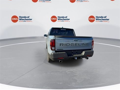 New 2026 Honda Ridgeline Black Edition image 8