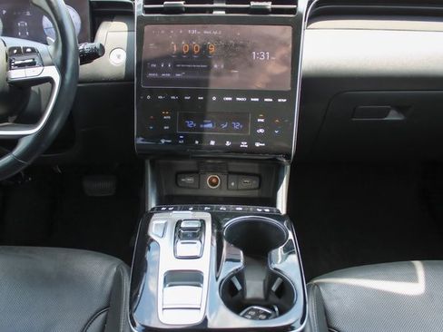 Used 2022 Hyundai Tucson Limited w/ Cargo Package image 16