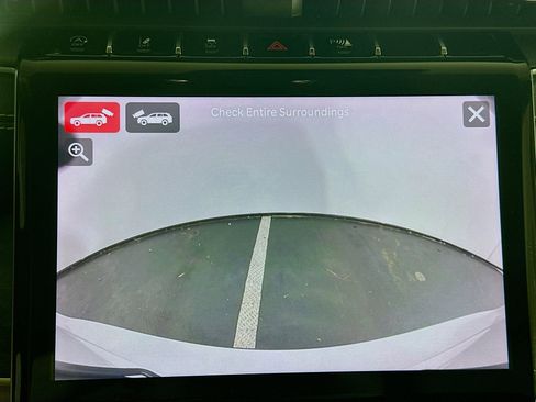 Used 2021 Jeep Grand Cherokee L Limited w/ Luxury Tech Group II image 23