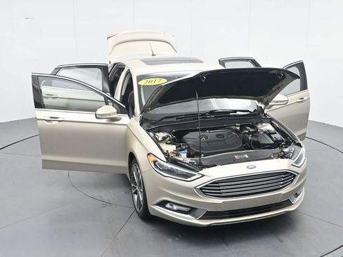 Used 2017 Ford Fusion Titanium image 31