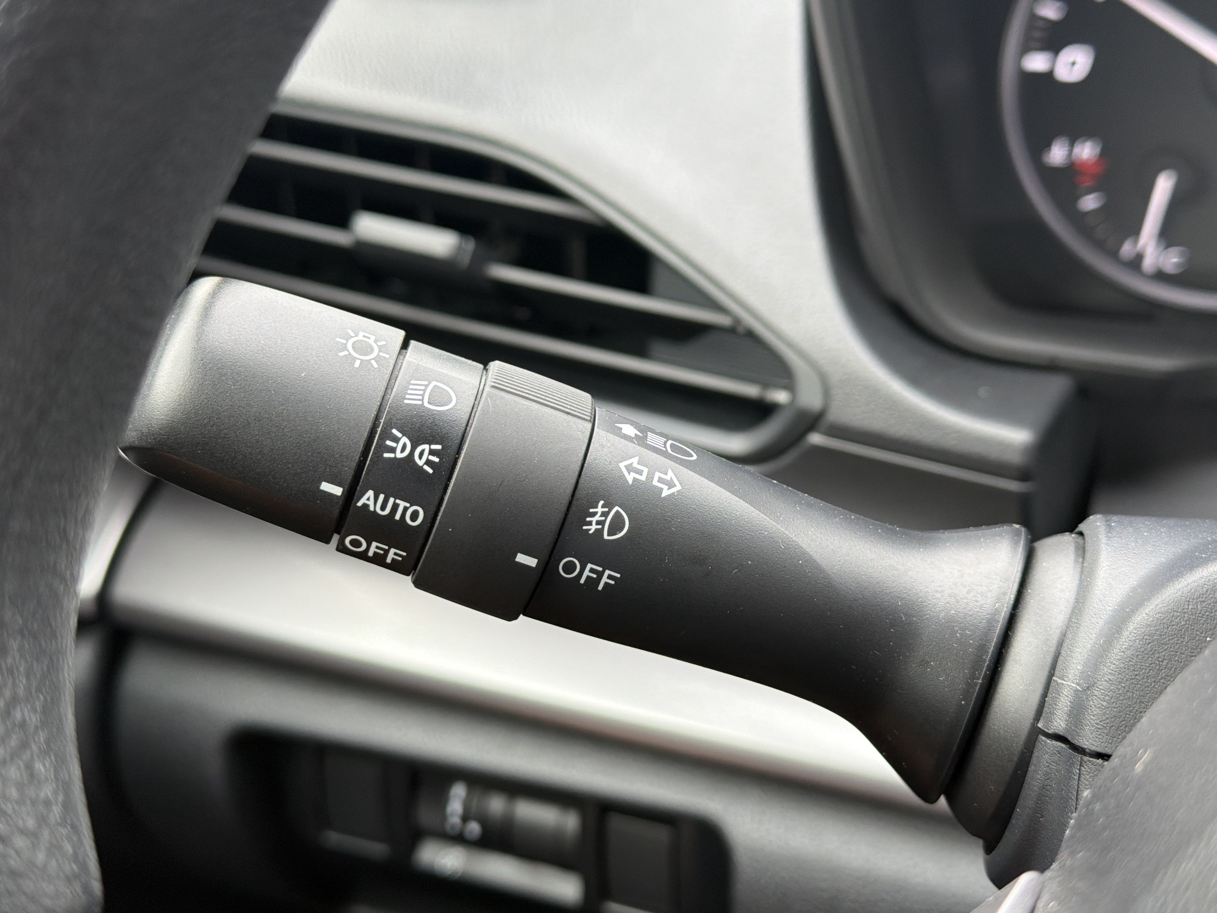 Certified 2026 Subaru Impreza 2.0i Sport AWD/4WD image 16