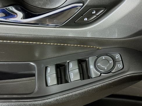 Used 2021 Chevrolet Traverse LT w/ LT Premium Package image 24