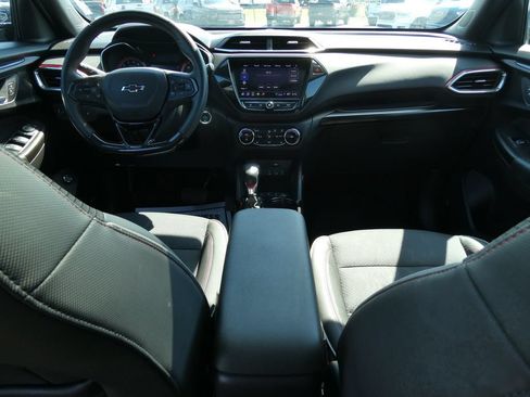 Certified 2022 Chevrolet TrailBlazer RS w/ Sun and Liftgate Package AWD/4WD image 20