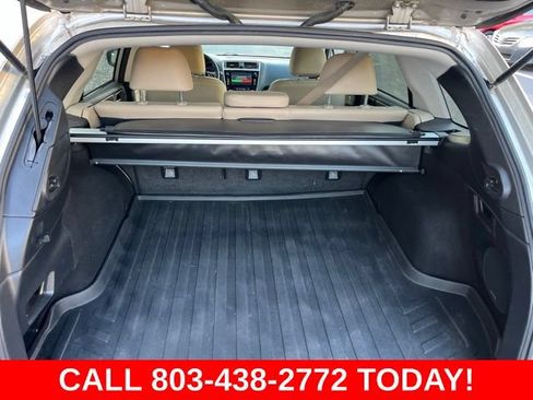 Used 2019 Subaru Outback 2.5i Limited AWD/4WD image 30