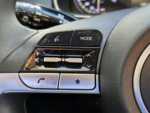 Certified 2023 Hyundai Tucson SE image 22
