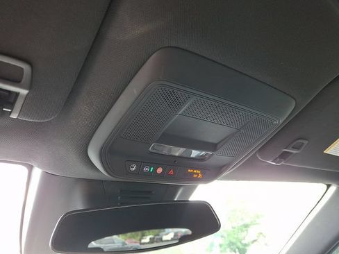 Used 2024 Chevrolet Equinox EV LT FWD image 25
