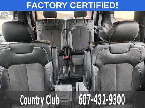 Used 2024 Jeep Grand Cherokee L Laredo AWD/4WD image 23